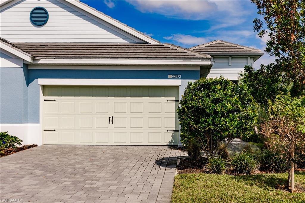 2258 Marquesa CIR
