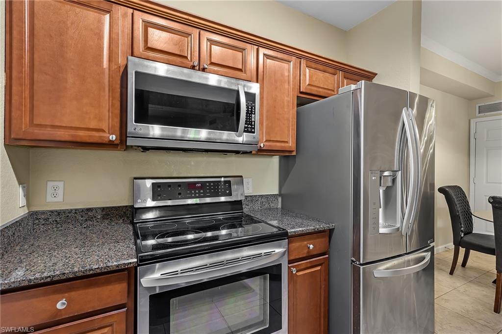 12970 Positano CIR Unit: 204
