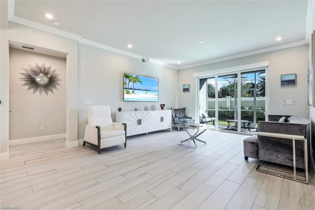 4688 Arboretum CIR Unit: 103