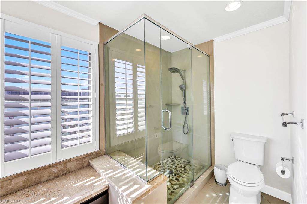 304 La Peninsula BLVD Unit: 304