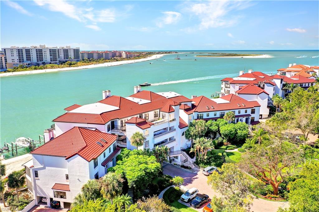 304 La Peninsula BLVD Unit: 304