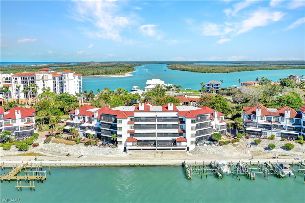 304 La Peninsula BLVD Unit: 304