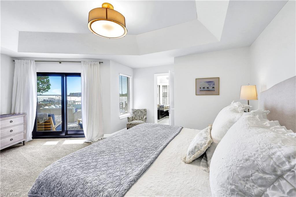 304 La Peninsula BLVD Unit: 304