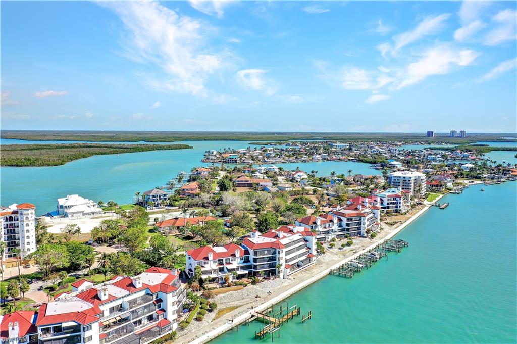 304 La Peninsula BLVD Unit: 304