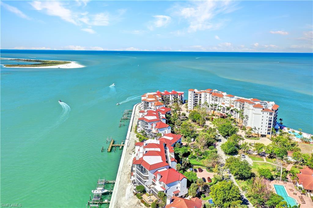 304 La Peninsula BLVD Unit: 304