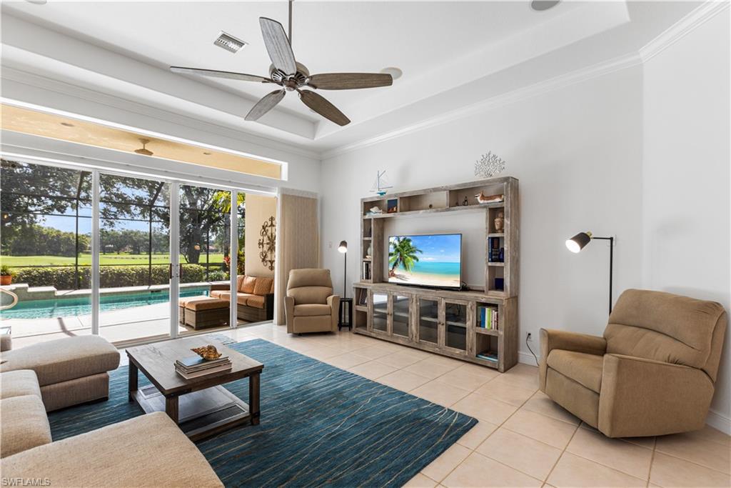 914 Villa Florenza DR