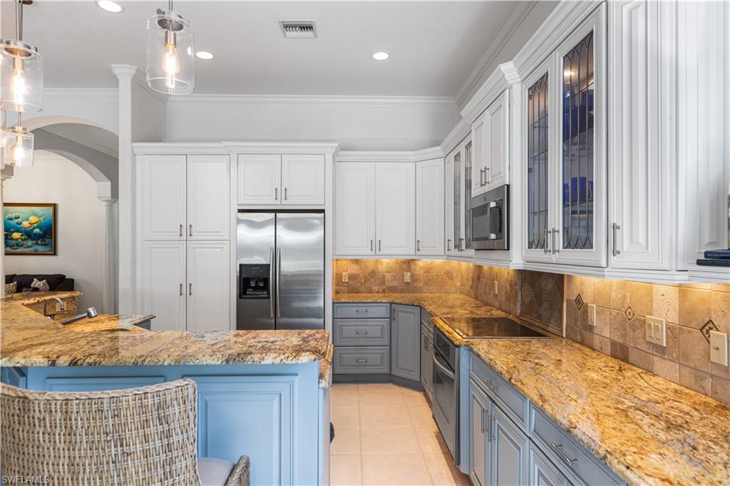 914 Villa Florenza DR