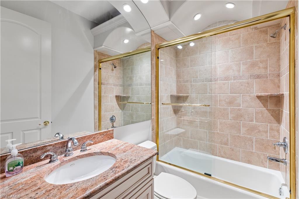 914 Villa Florenza DR