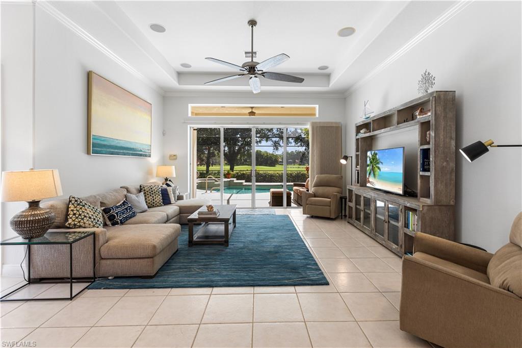 914 Villa Florenza DR