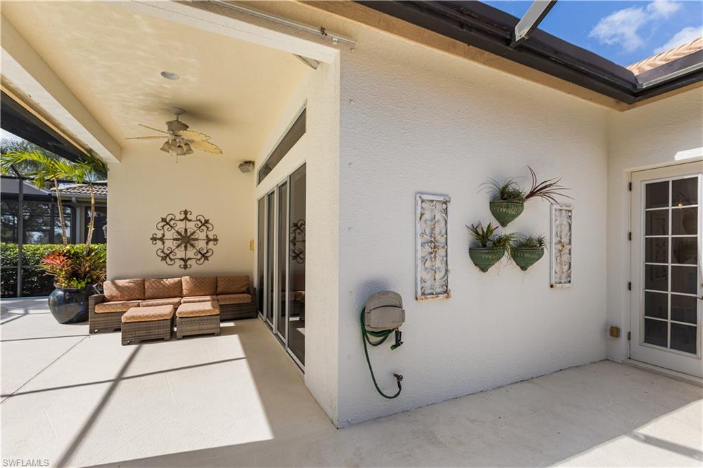 914 Villa Florenza DR