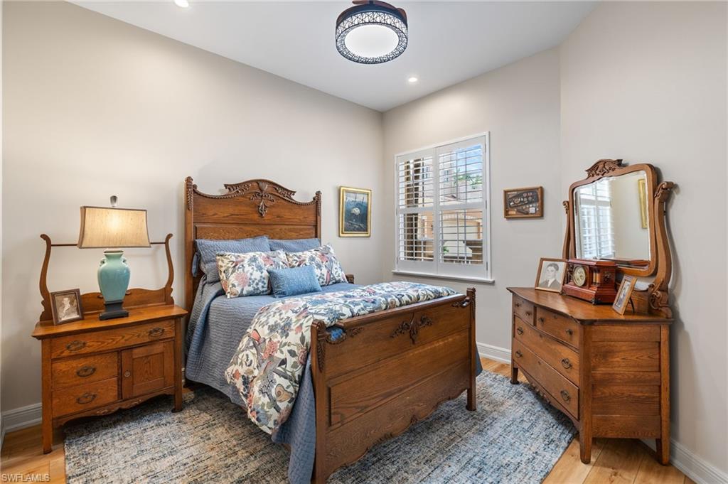588 Avellino Isles CIR Unit: 20101