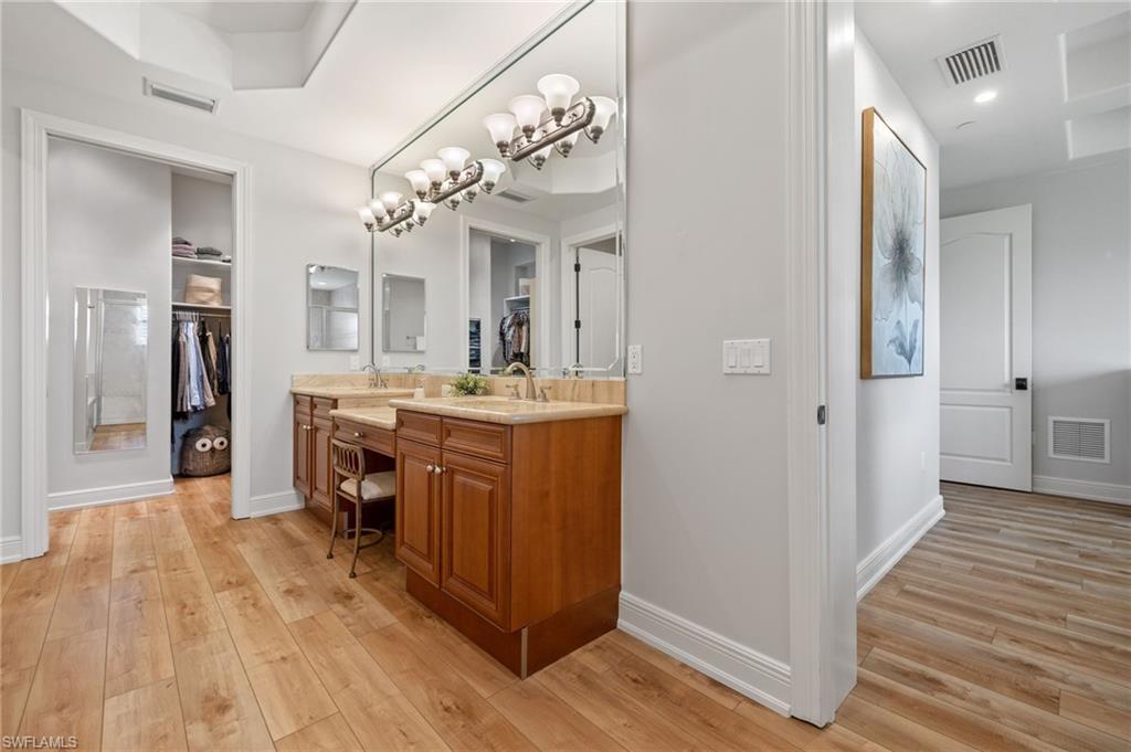588 Avellino Isles CIR Unit: 20101