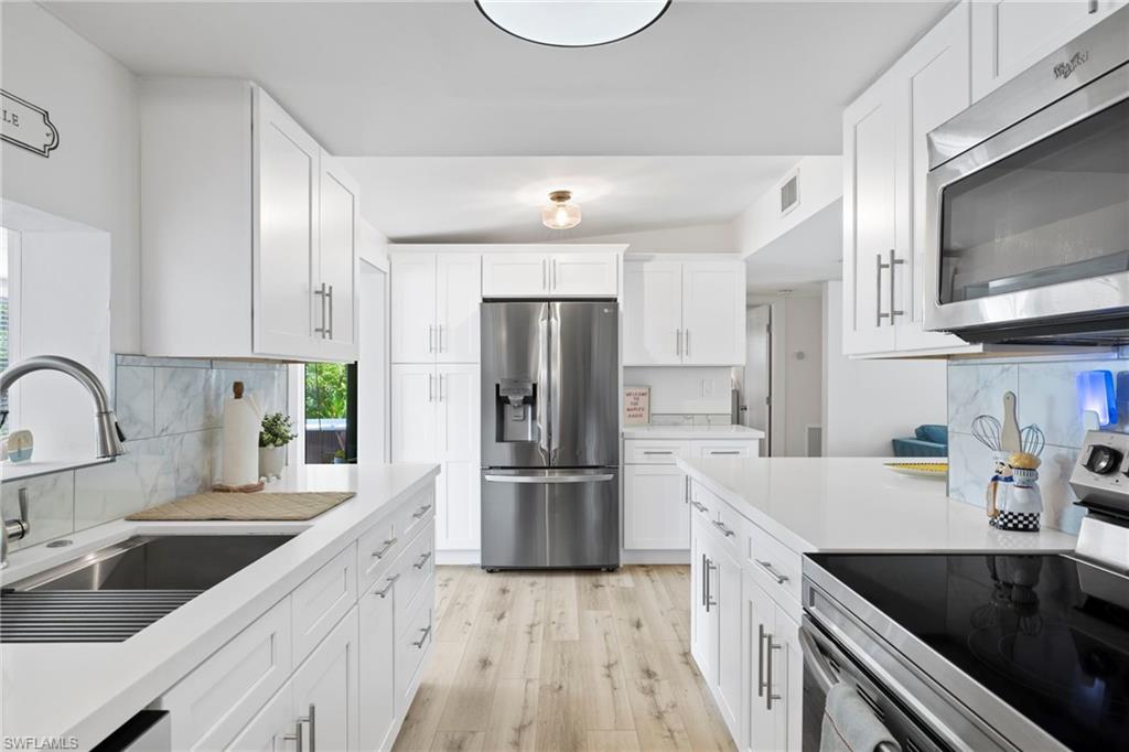 1343 Delmar LN