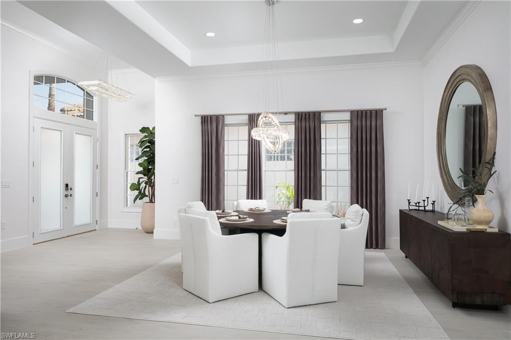 914 Villa Florenza DR
