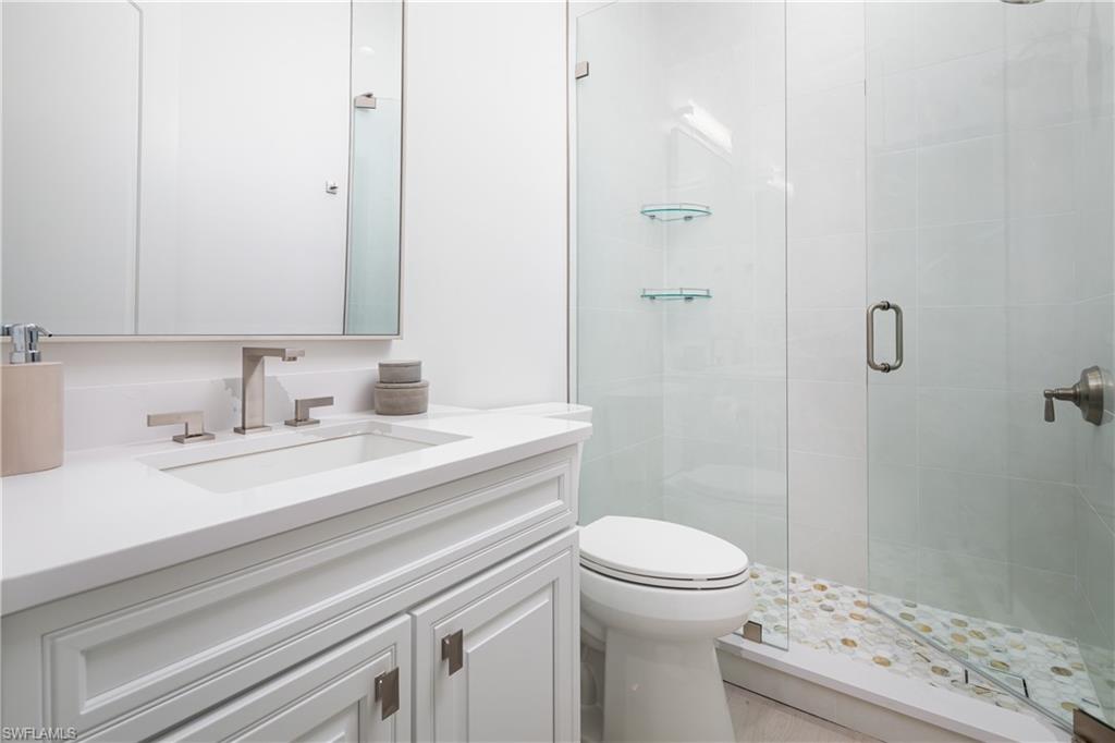 914 Villa Florenza DR