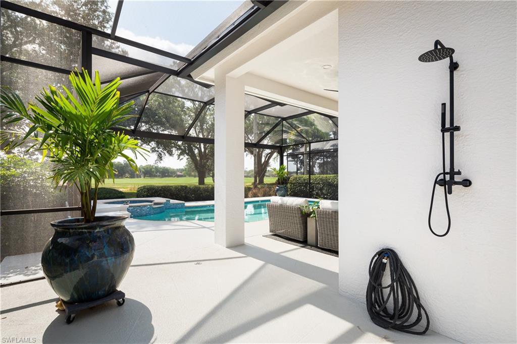 914 Villa Florenza DR