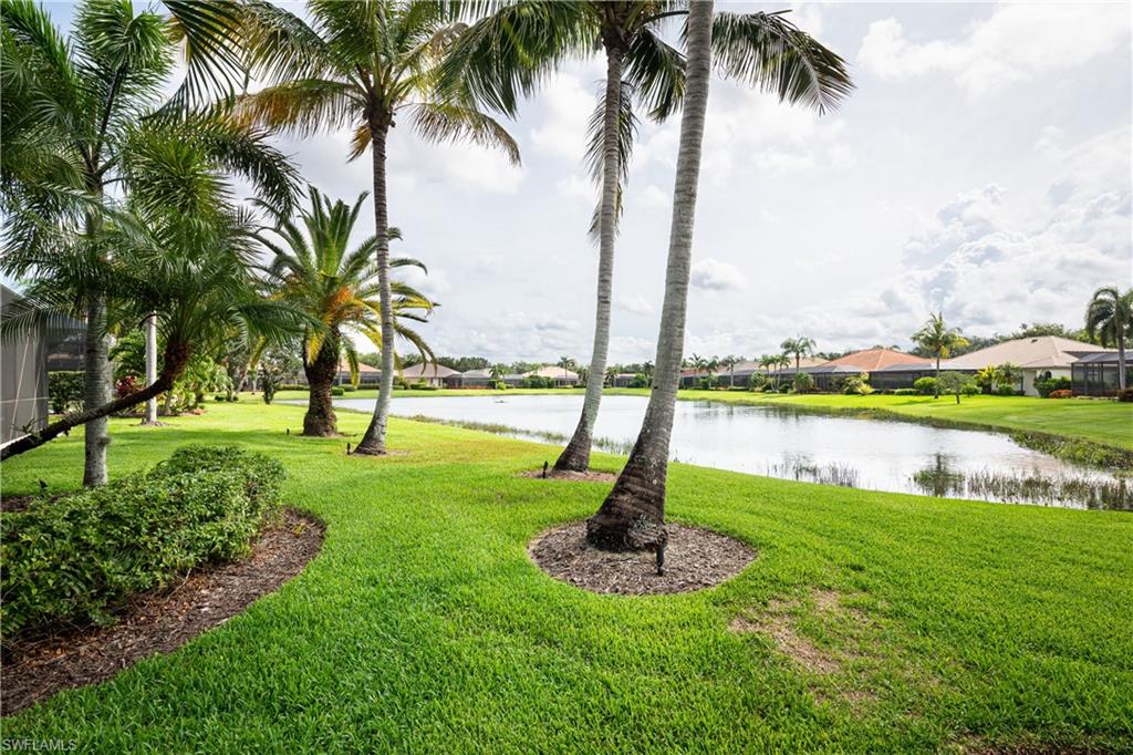 984 Glen Lake CIR