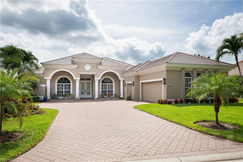 984 Glen Lake CIR