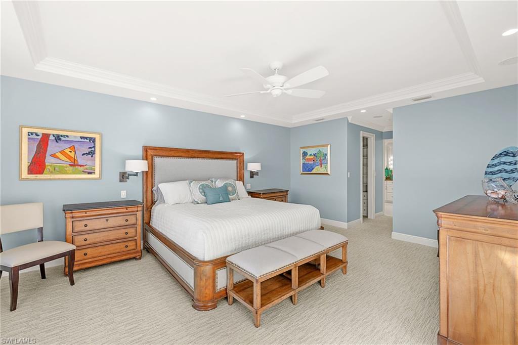 2400 Gulf Shore BLVD N # 4 Unit: PH-4