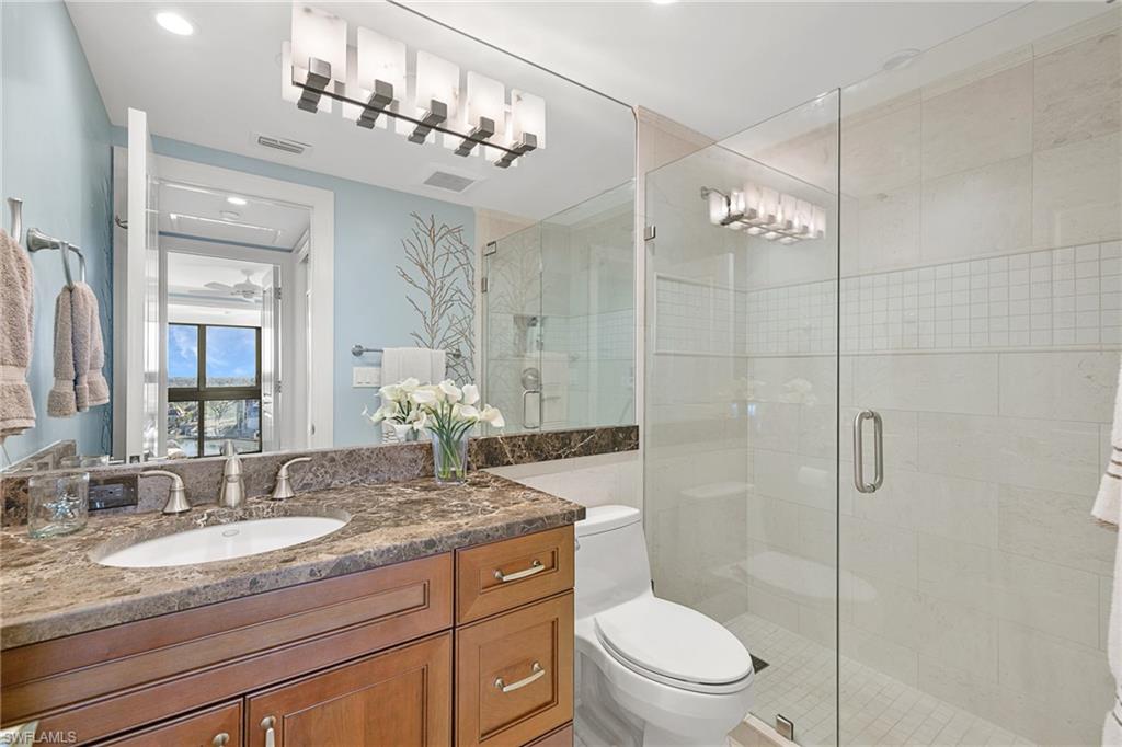 2400 Gulf Shore BLVD N # 4 Unit: PH-4