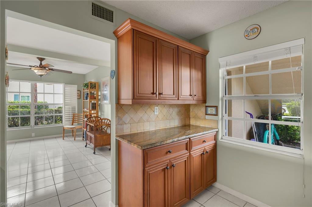 1710 Kings Lake BLVD # 104 Unit: 4-104