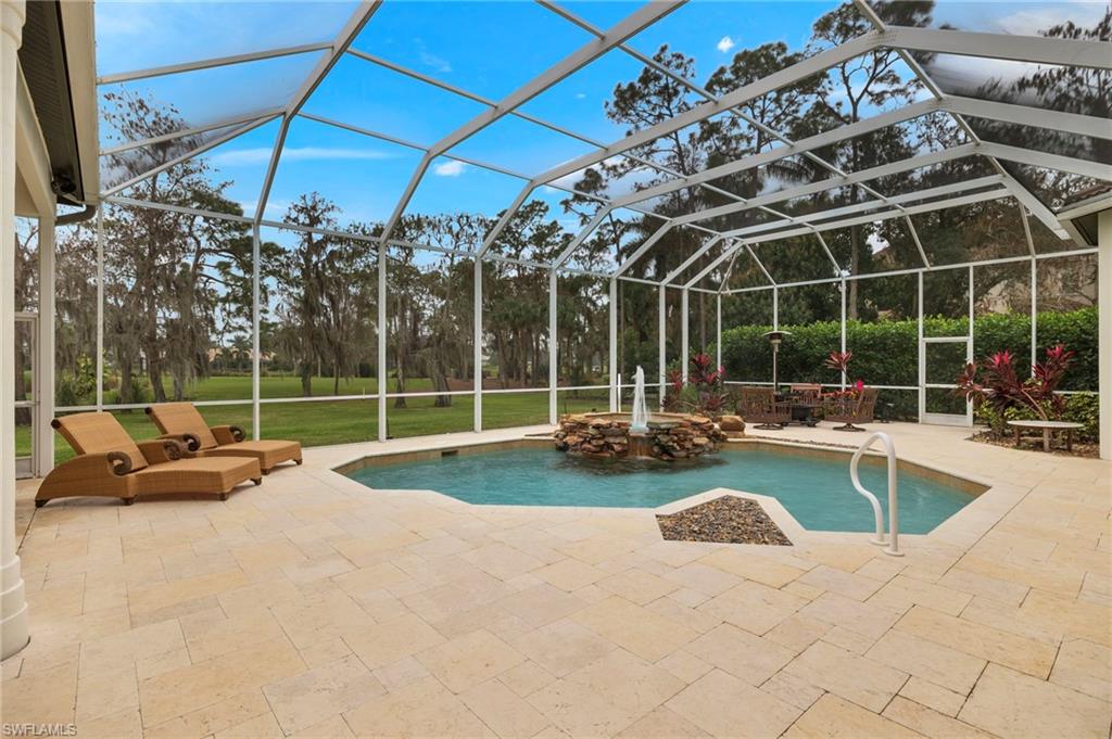 13556 Rosewood LN