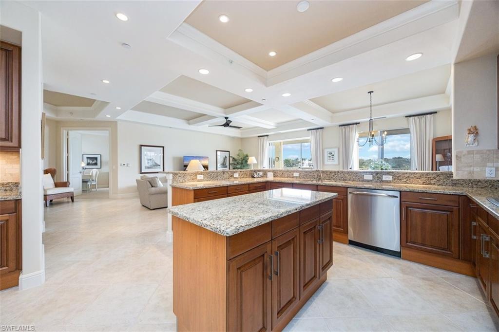 580 Avellino Isles CIR # 202