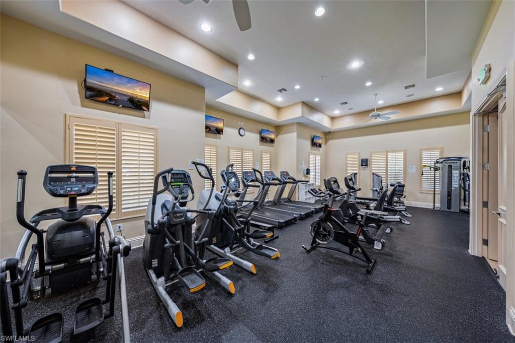 580 Avellino Isles CIR # 202