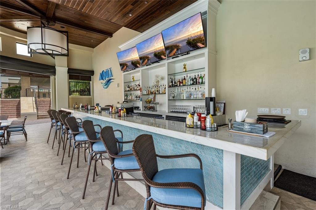 580 Avellino Isles CIR # 202