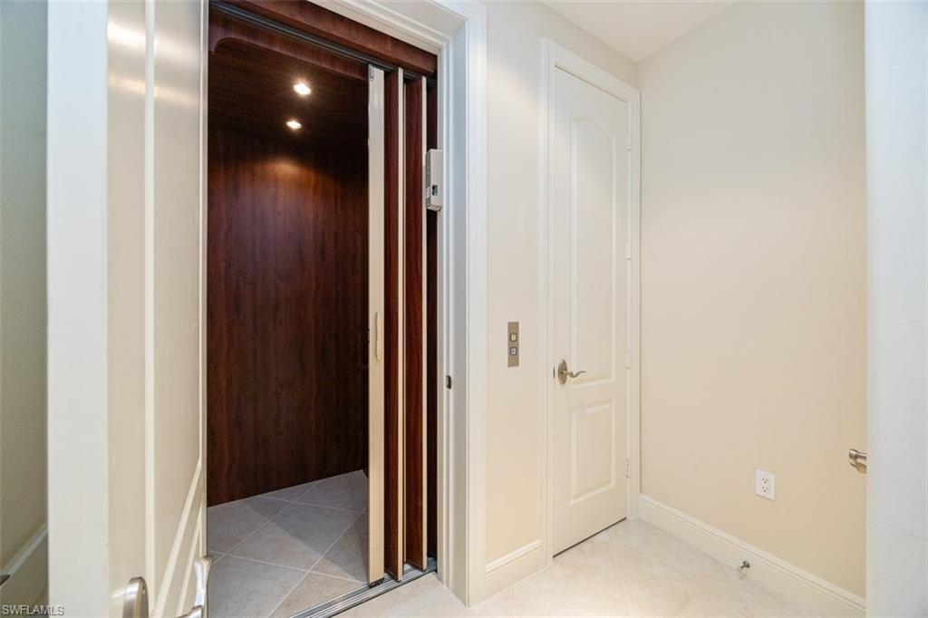 580 Avellino Isles CIR # 202