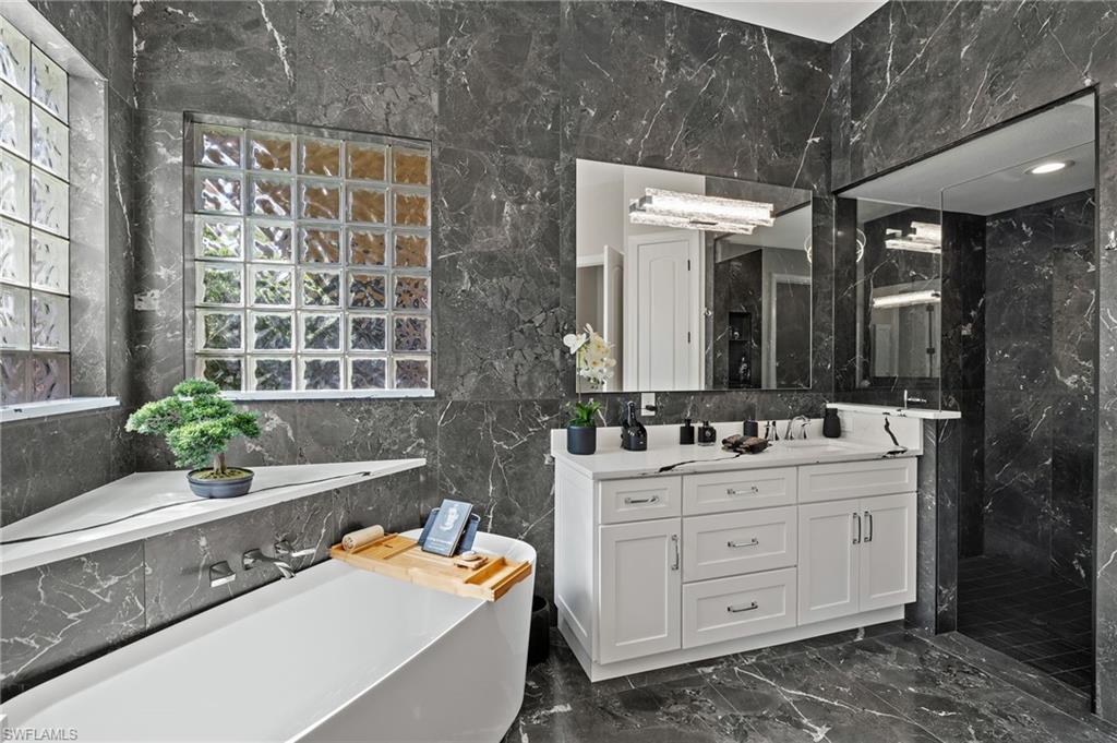 876 Villa Florenza DR