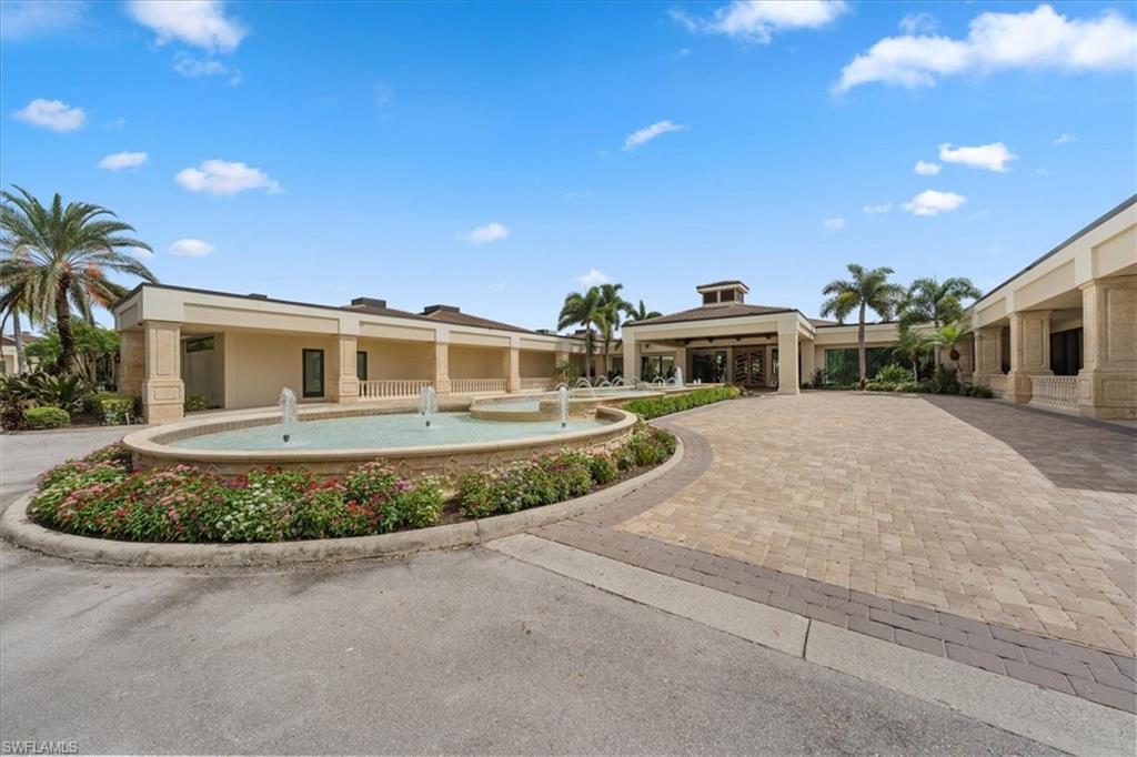 1094 Camelot CIR