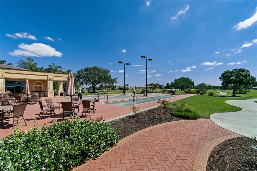 1094 Camelot CIR