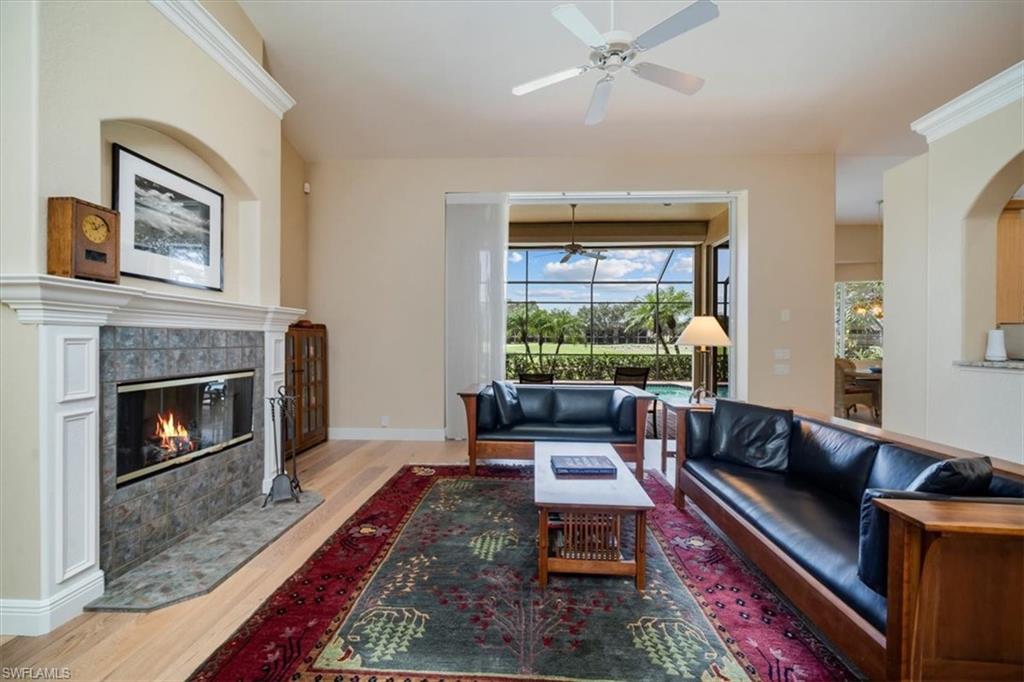 1094 Camelot CIR