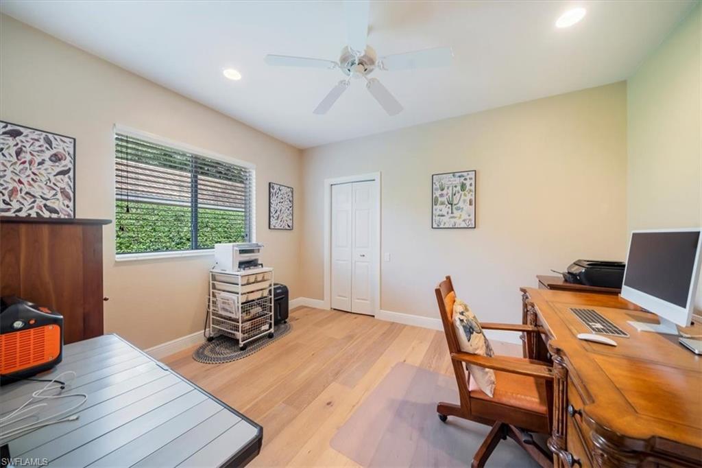 1094 Camelot CIR