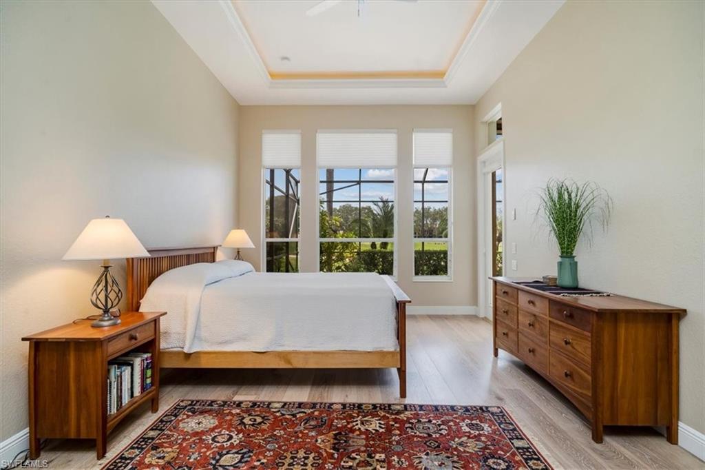 1094 Camelot CIR