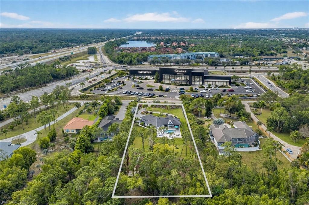 6461 Livingston Woods LN