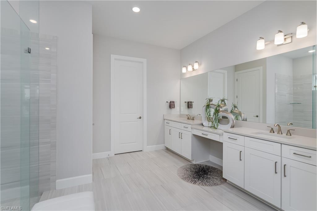 11935 Collegio DR