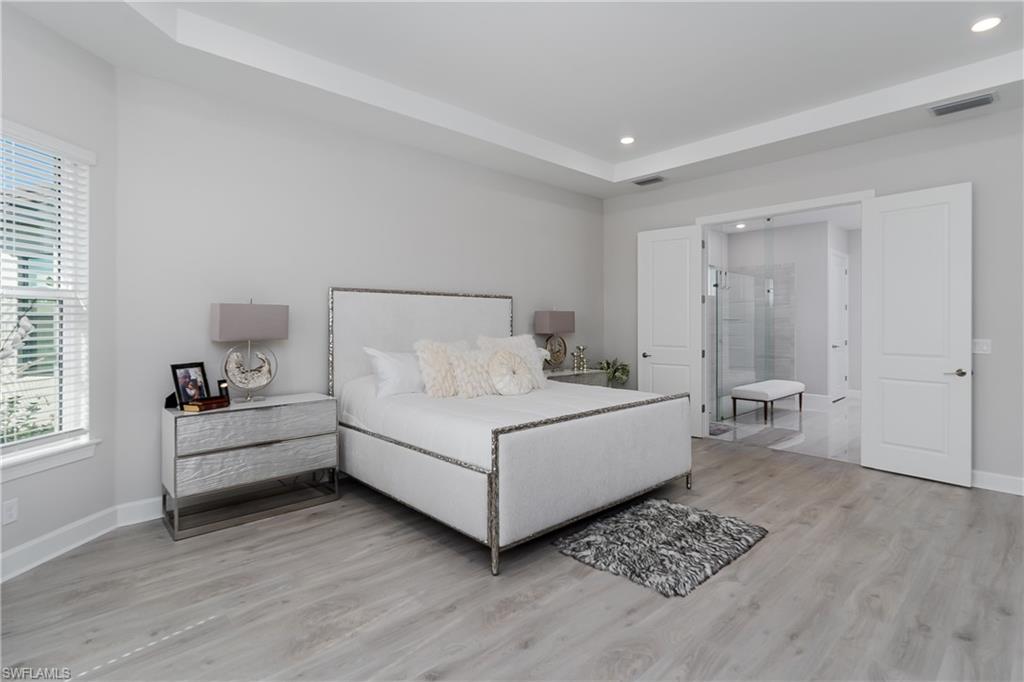 11935 Collegio DR