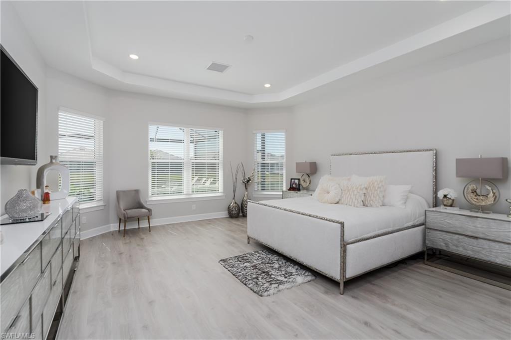 11935 Collegio DR