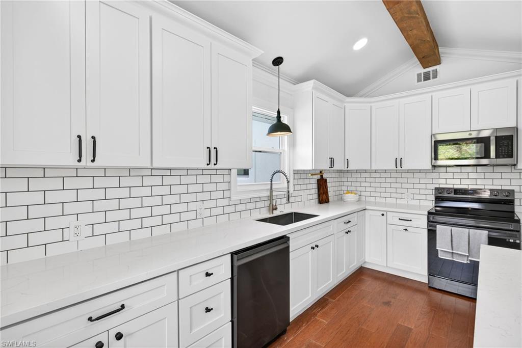 250 19th ST NW