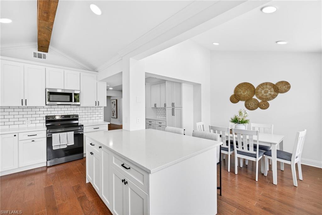250 19th ST NW