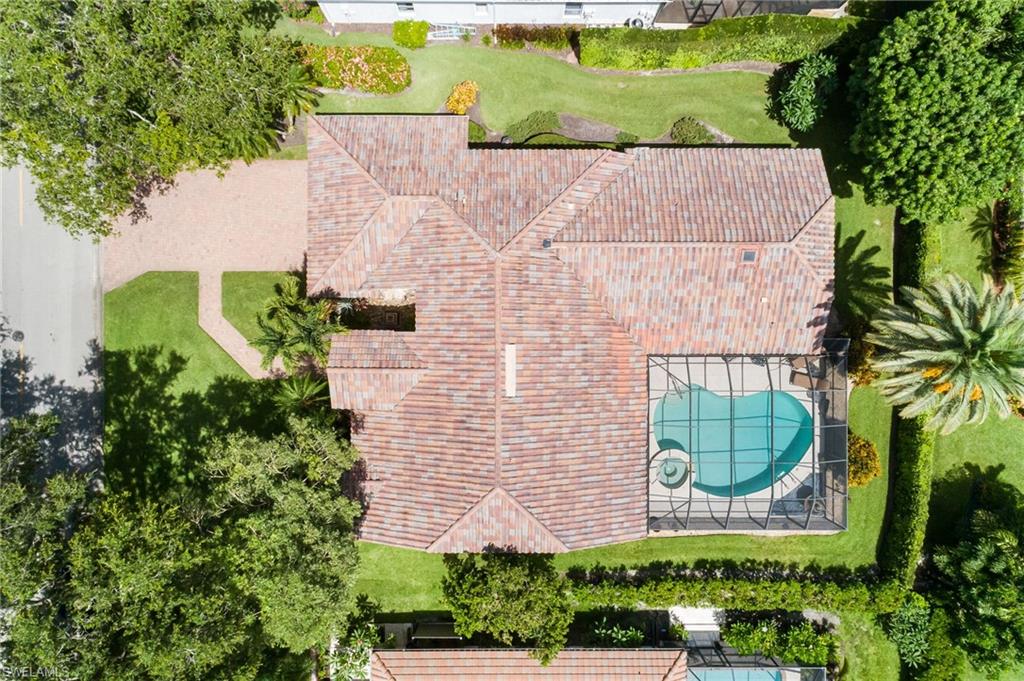 196 Monterey DR