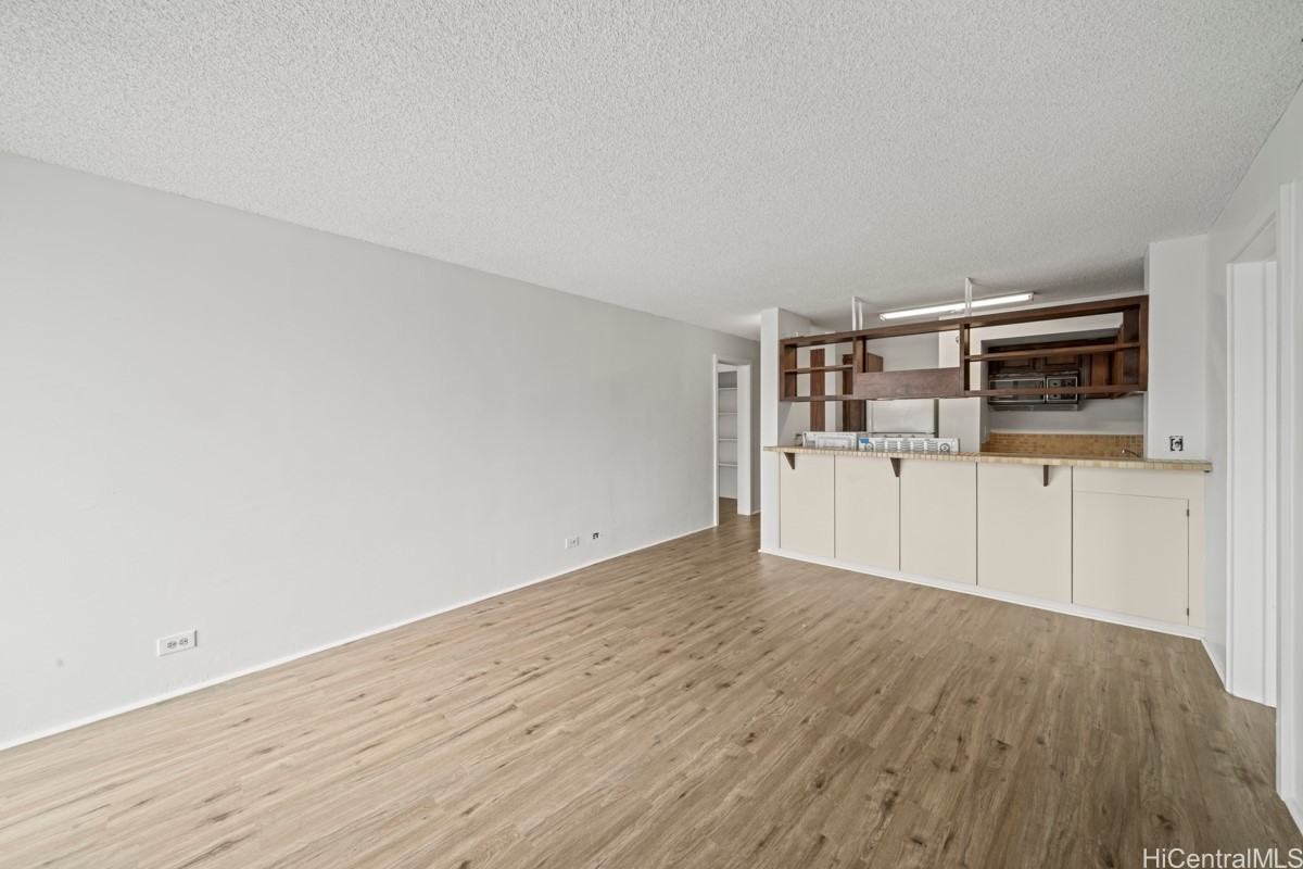 101 AUPUNI Street 521