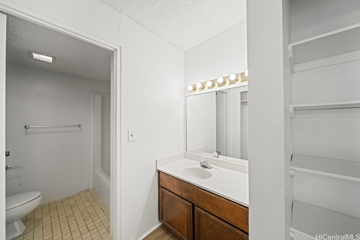 101 AUPUNI Street 521