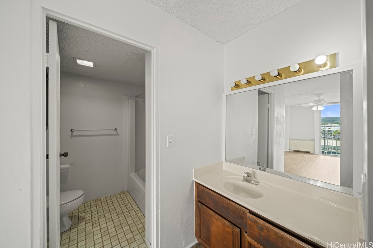 101 AUPUNI Street 521