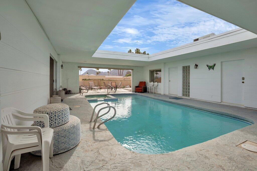 48320 Beverly Drive