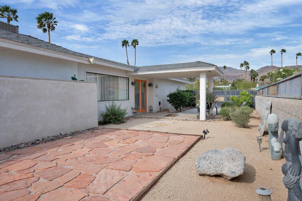 48320 Beverly Drive