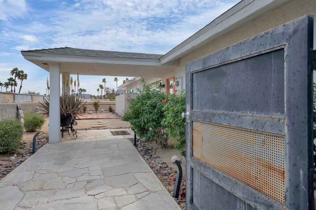 48320 Beverly Drive