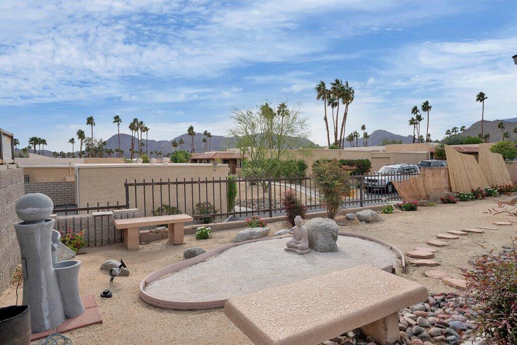 48320 Beverly Drive